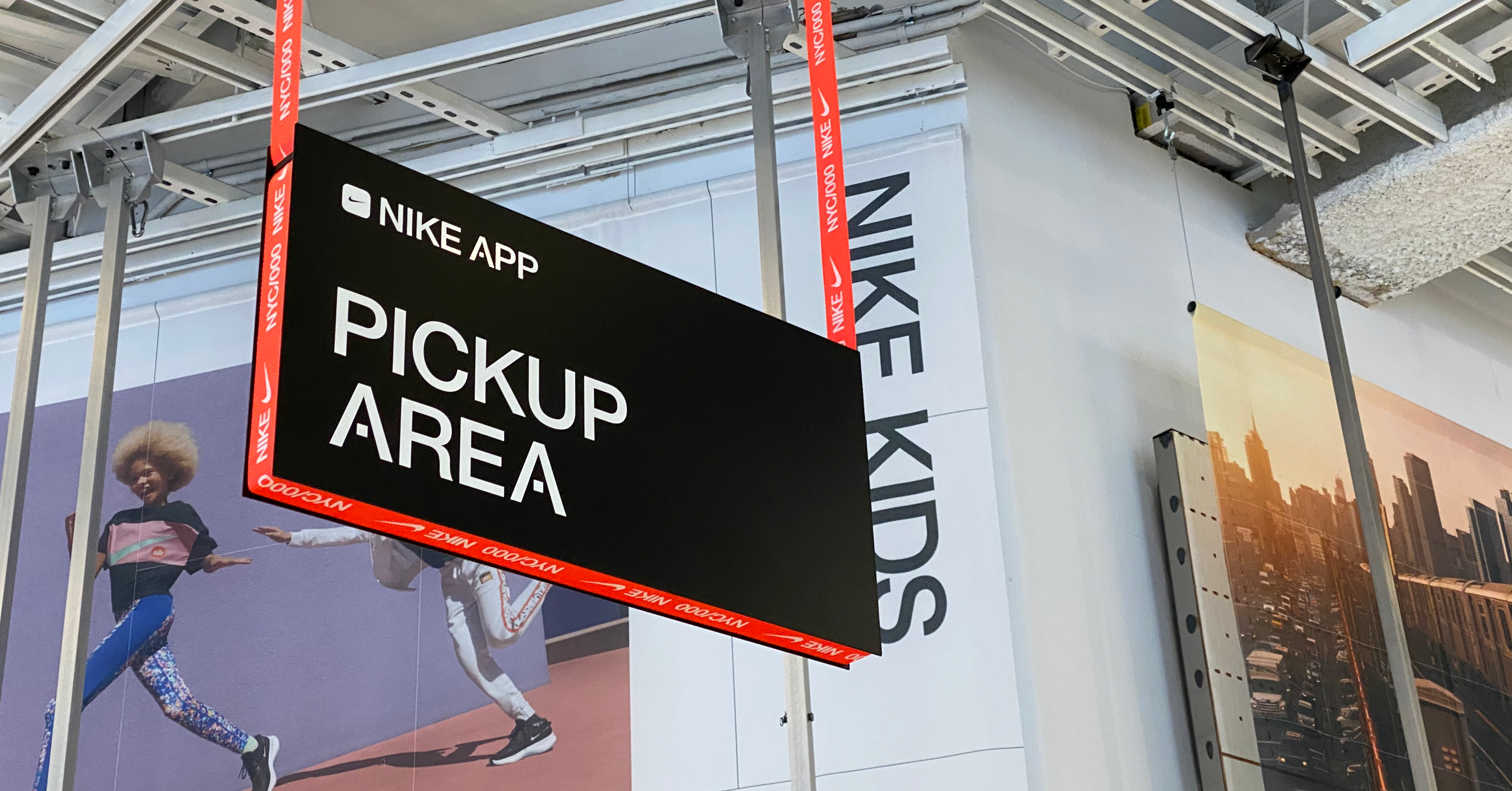 4 Reasons Why Retail Brands Offer Buy Online Pick-Up In Store Options